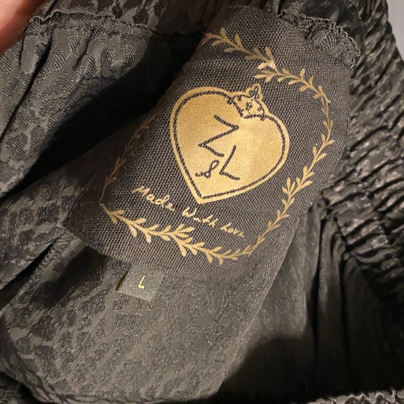 Z & L Europe Pants - Picture 8 of 9